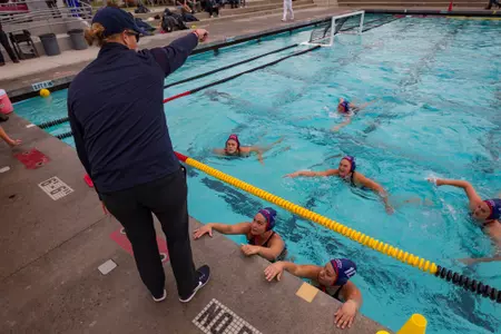 Team in pool