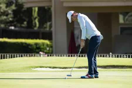 Tommy Stephenson putting in Watney Invitational