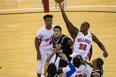 Nate Grimes at the basket