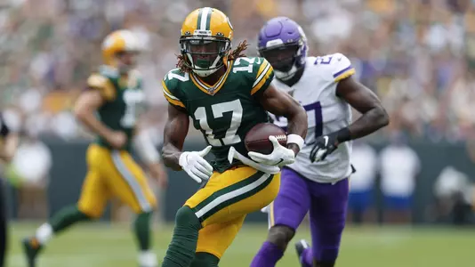 NFL: Minnesota Vikings at Green Bay Packers