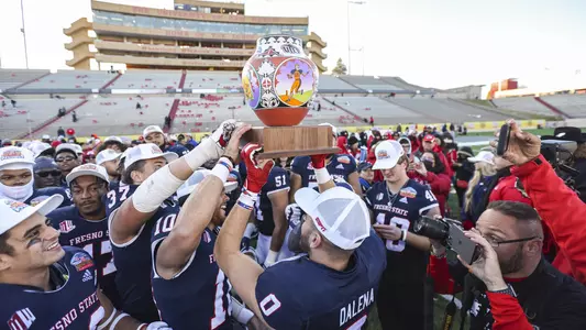 NEw Mexico Bowl champs