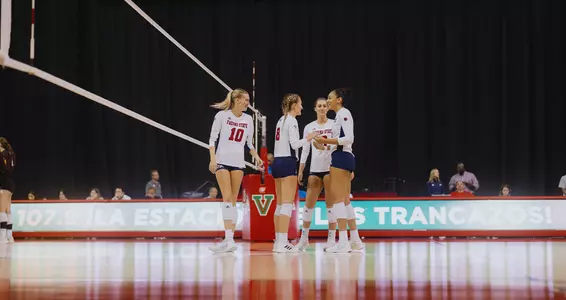 Volleyball vs. Wyoming 2022
