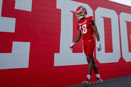 WR Jalen Moss, red mile
