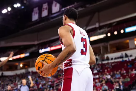 Isaiah Hill, inbounding, from back