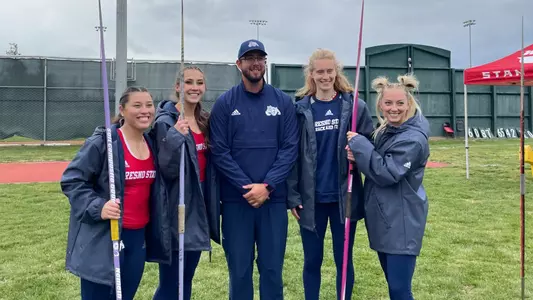javelin throwers