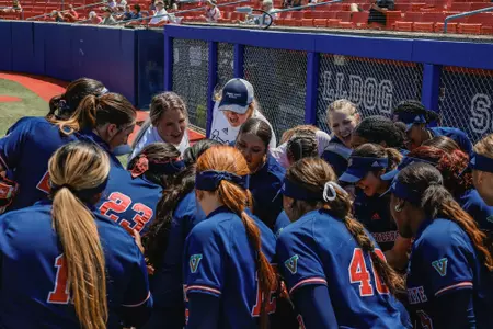 Team Huddle, navy uniforms