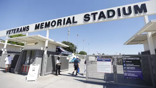 veterans memorial stadium