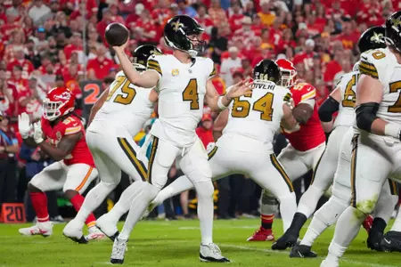 NFL: New Orleans Saints at Kansas City Chiefs
