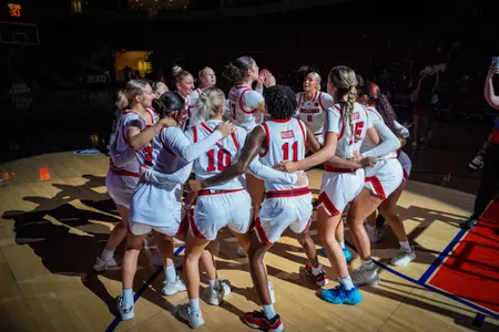 on court huddle