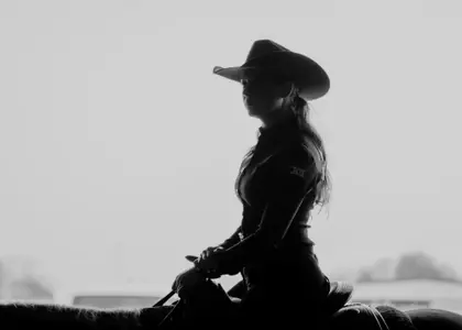 Fresno State Equestrian silhouette