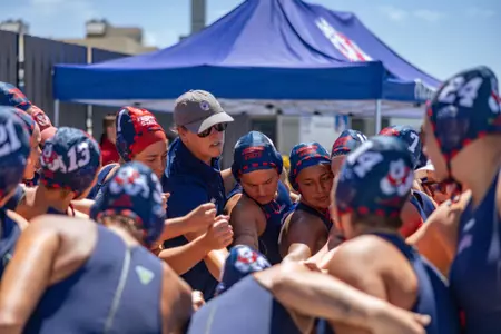 Fresno State water polo pregame huddle