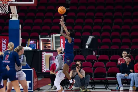 Malaya LeSueur jump shot