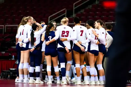 Fresno State VB Huddle