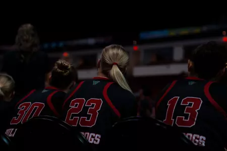 starting line up Kylee, Mia , Maria