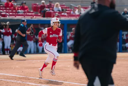 Emma Martinez taking base