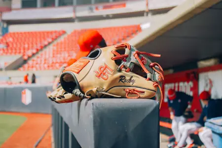 Baseball glove