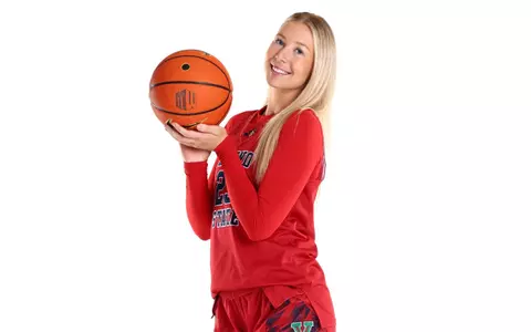 Mia Jacobs MW Media Day