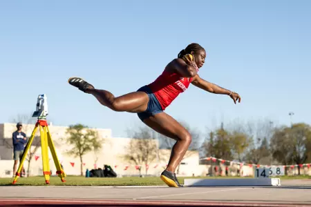 Cierra Jackson, shot put