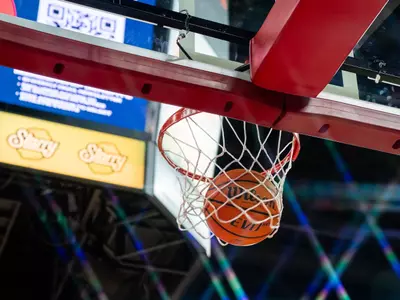 Basketball hoop
