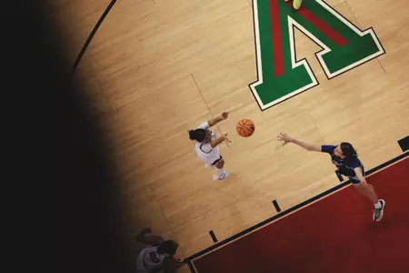 danae valley V on court