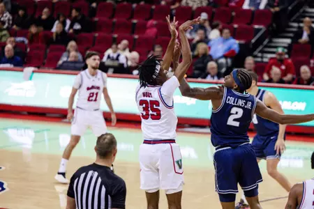 DeShawn Gory against Utah State
