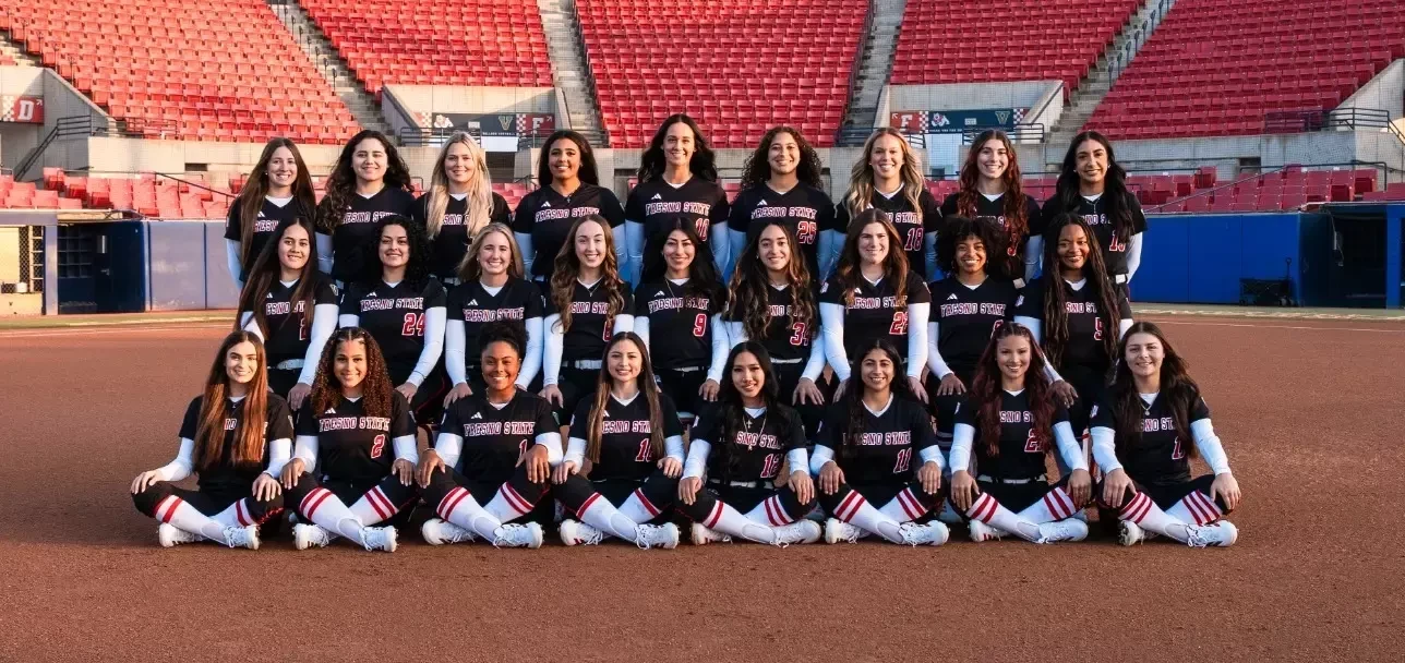 2026 softball team picture