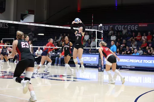 Anna Bolich assist