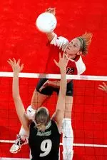 Kelly McClain had 16 kills to help beat Charlotte.