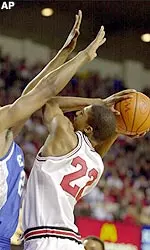 Reece Gaines scored a career-high 27 points for the Cardinals Tuesday.