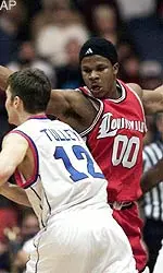 Rashad Brooks scored 17 points for the Cardinals Wednesday night on the road.