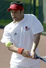 Sophomore Jhonny Berrido