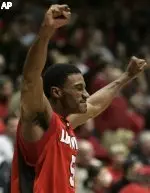 Dean scored 25 at Cincinnati as the Cards overcame a 17-point deficit to win.