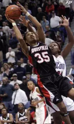 Angel McCoughtry scored 28 points in the win.