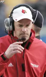 Head coach Steve Kragthorpe signs two