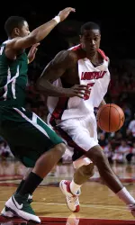 U of L junior F Earl Clark