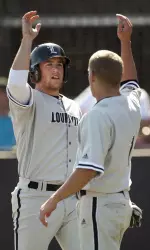 Stewart Ijames and Nick Ratajczak during Sunday's Pizza Bowl finale.