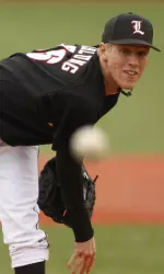 Louisville sophomore RHP Justin Amlung