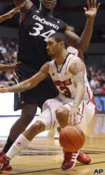 Peyton Siva in the regular-season meeting