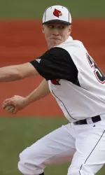 Junior RHP Justin Amlung