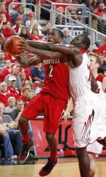 Russ Smith and the Cardinals will conduct their final scrimmage on Saturday at 1 p.m.