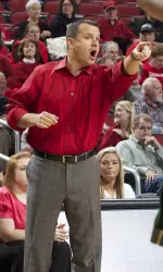 Head coach Jeff Walz