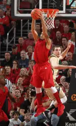 In addition to being named a CoSIDA Academic All-American, Peyton Siva was named BIG EAST Scholar-Athlete.