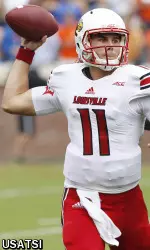 Quarterback Will Gardner (11) throws the ball in the second quarter.