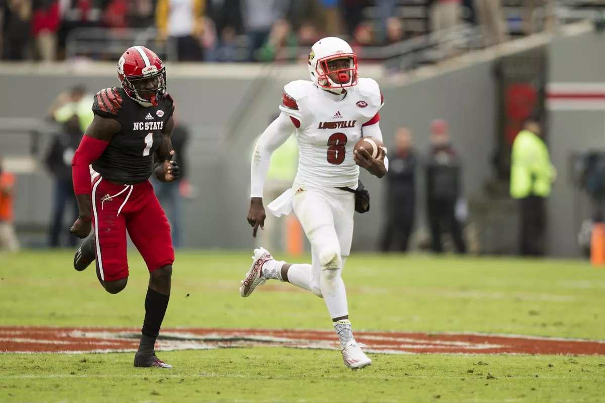Lamar Jackson vs. NC State | Michelle Hutchins
