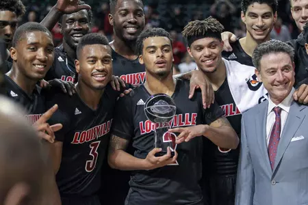 NCAA Basketball: Brooklyn Hoops Classic-Louisville at Saint Louis