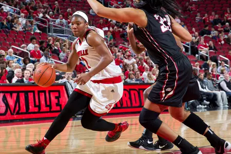 LOUISVILLE WOMEN'S BASKETBALL V IUPUI | Myisha Hines-Allen