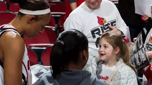 Cortnee Walton, Autograph Session, Kids, Fans, Post-gameLouisville Women's Basketball v UCFPhoto by: Michelle Hutchins | Louisville Athletics