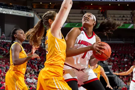 LOUISVILLE WOMEN'S BASKETBALL | Erin DeGrate