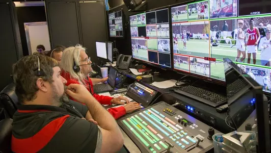 CardsTV Broadcasting Truck| Louisville Lacrosse v UNC | Photo by: Michelle Hutchins | Louisville Athletics