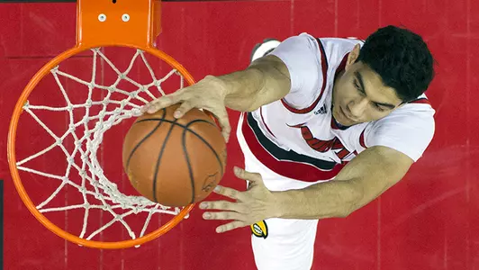 Anas Mahmoud overhead